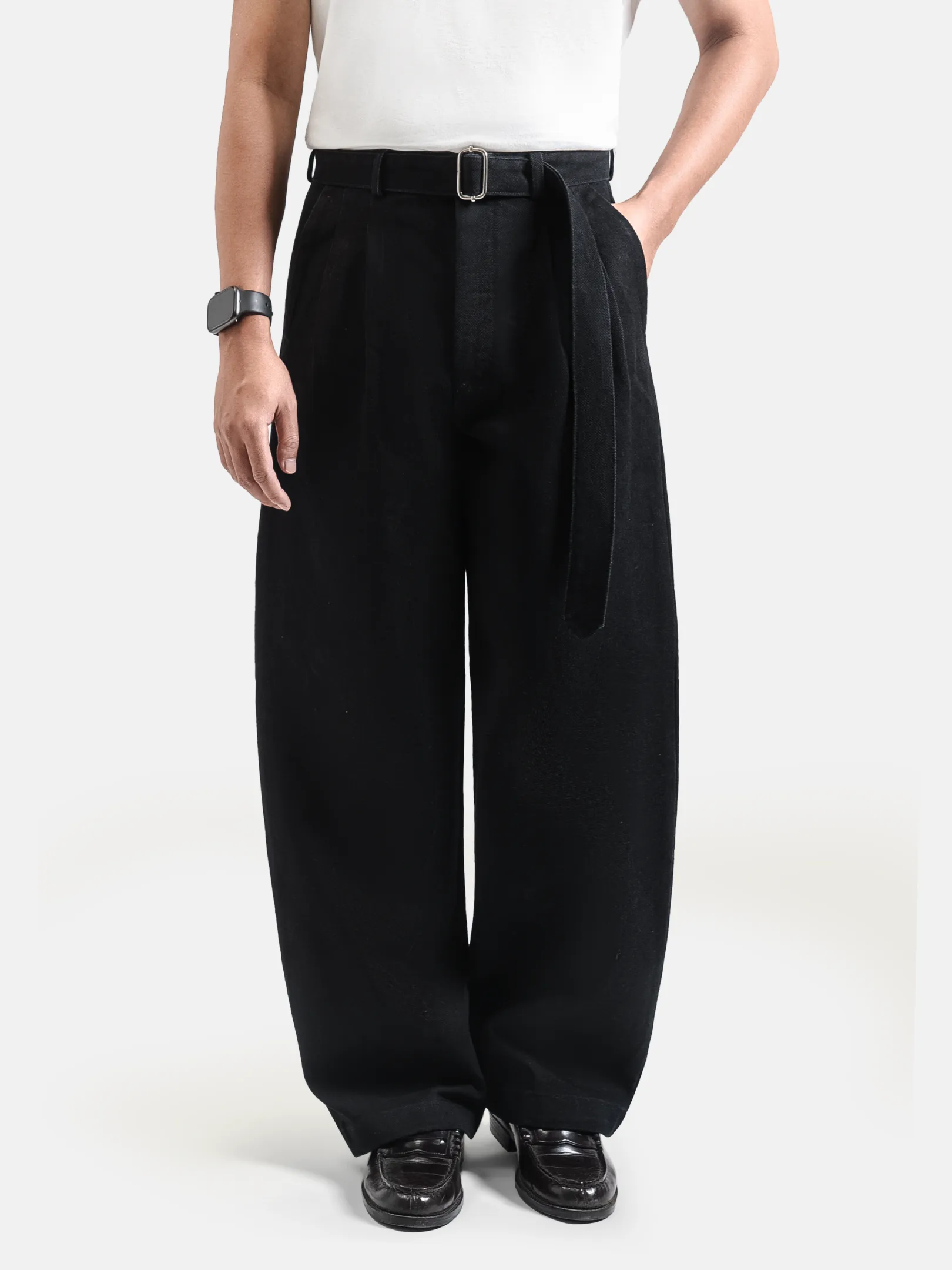 Black Elite Wide Raw Denim Pant
