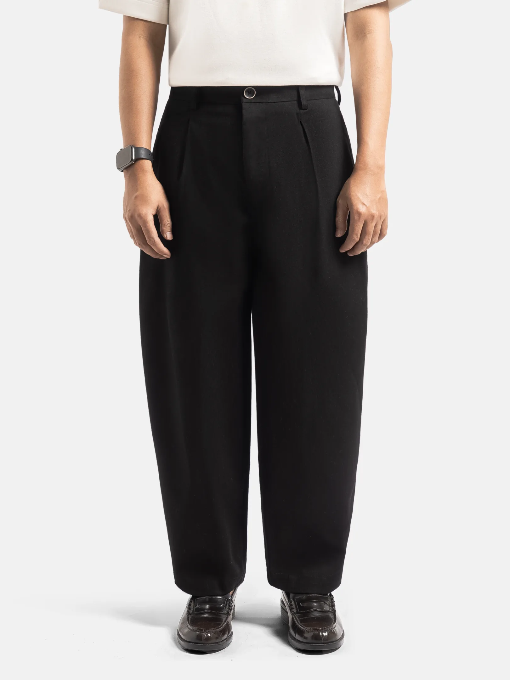 Black Barrel Pant