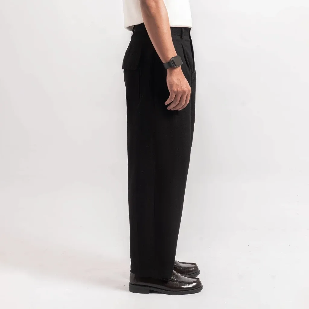 Black Barrel Pant