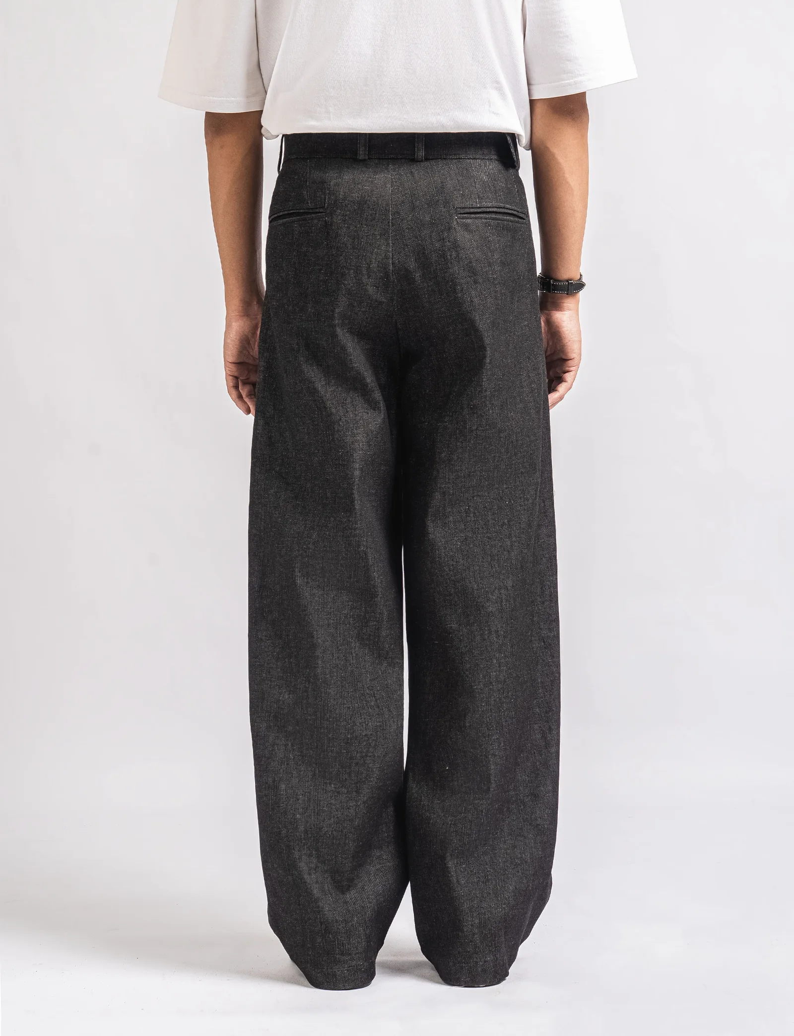 Black Elite Wide Raw Denim Pant