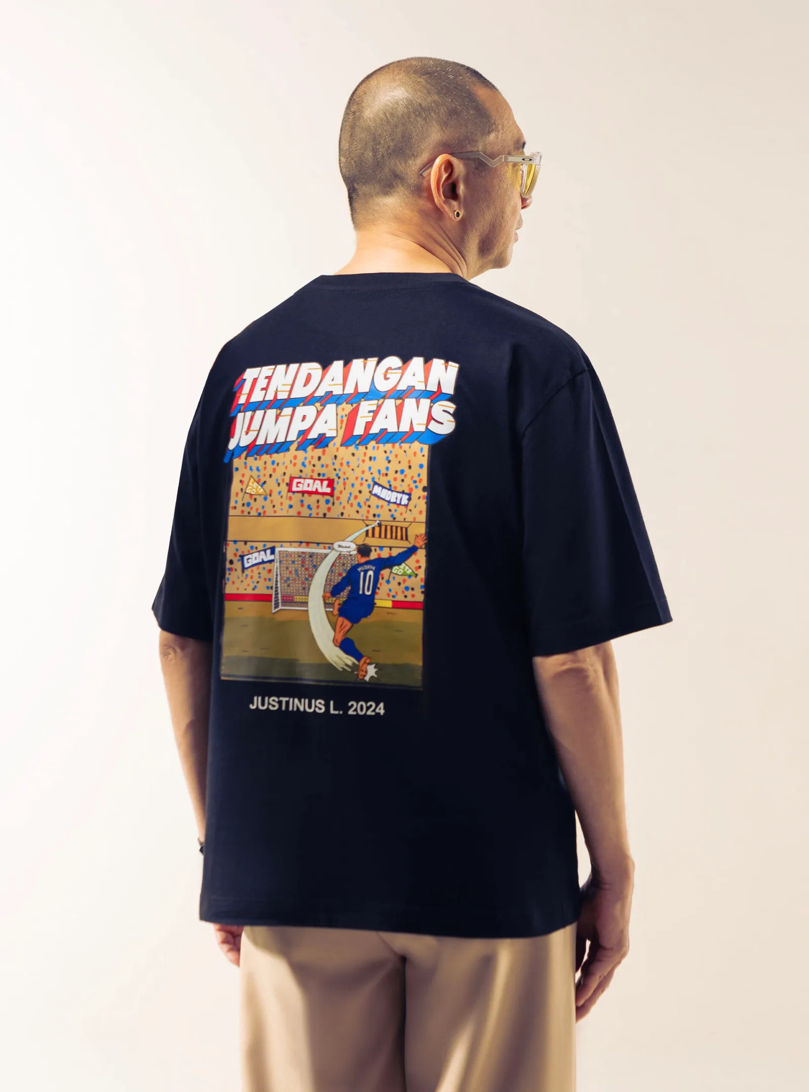 Coach Justin Podkes Selesai - Tendangan Jumpa Fans T-shirt