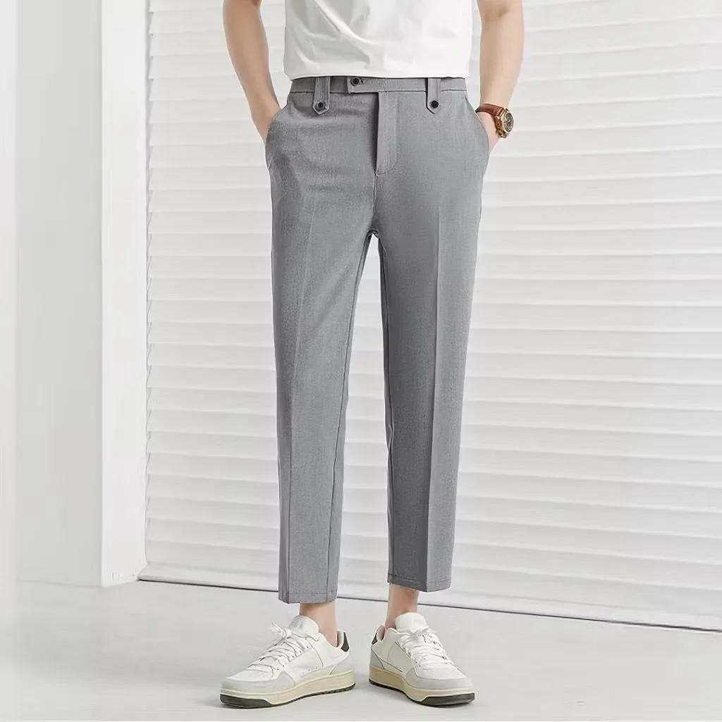 Wrinkle-Free Travel Clothes for Men: Choose the Fabric, Not the Fold